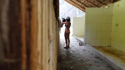 ಸ್ಪ್ಯಾನಿಷ್ ವಿಶ್ವವಿದ್ಯಾಲಯದ ಸಹೋದ್ಯೋಗಿಯ ಮೇಲೆ ಪತ್ತೇದಾರಿ ಕ್ಯಾಮರಾ